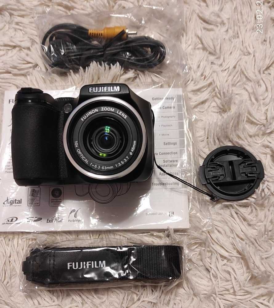 Фотоапарат Fujifilm FinePix S5700