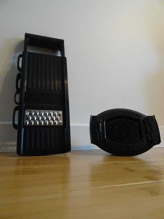 Ręczna tarka wielofunkcyjna do warzyw i owoców