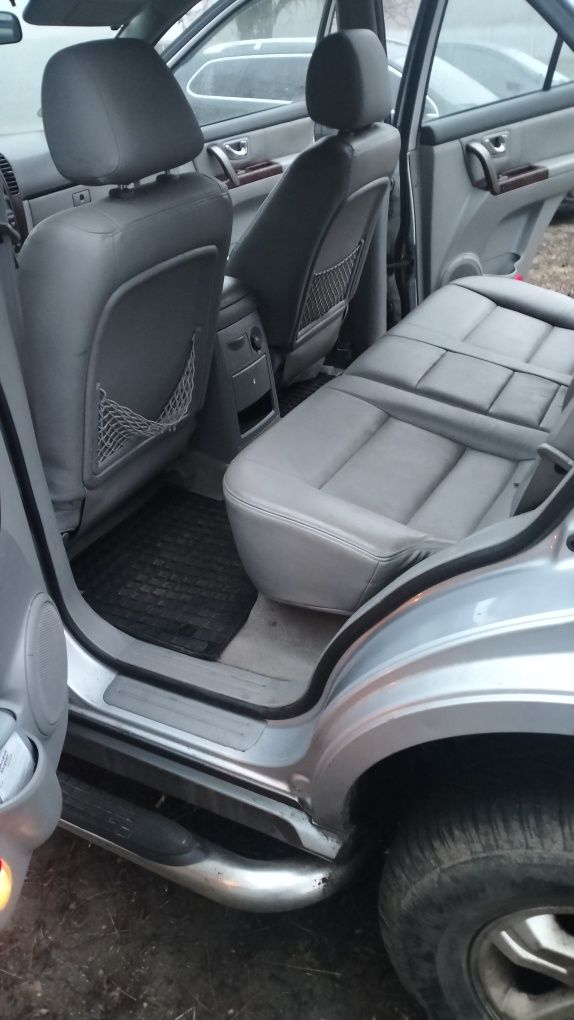 Продам KIA SORRENTO Для Військових