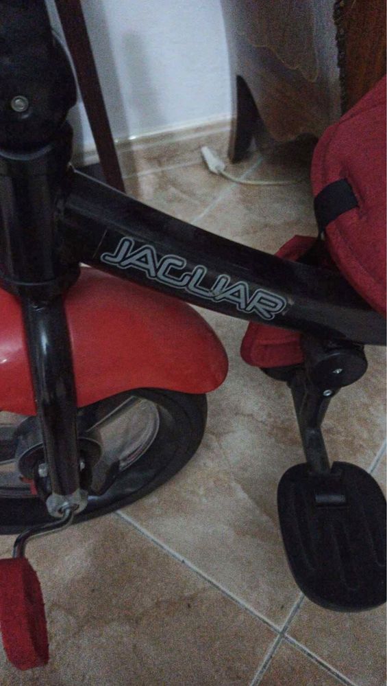 Triciciclo evolutin Jaguar