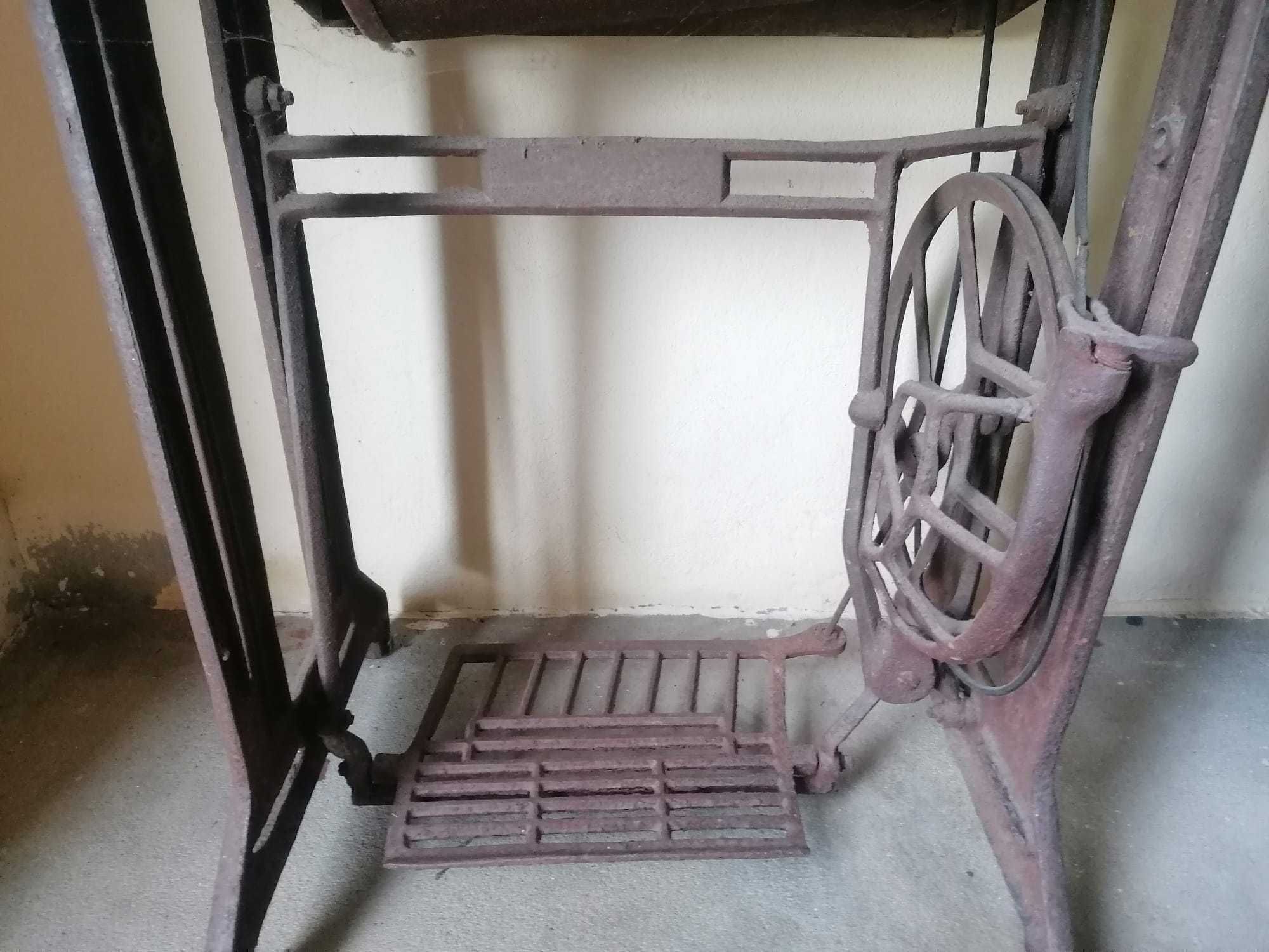 Máquina de costura SINGER