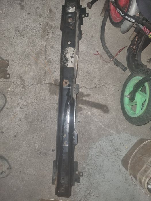 Belka przód Citroen c2 pas wzmocnienie całe pod zderzak