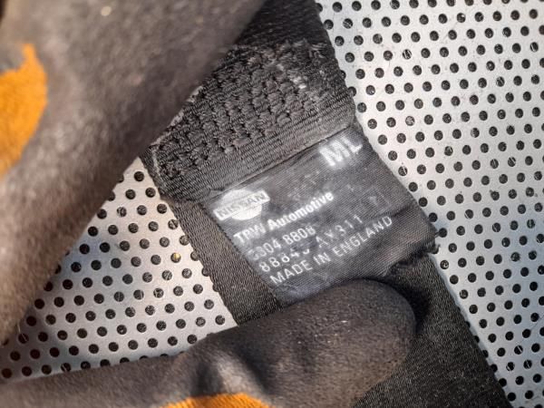 Cinto trás esquerdo NISSAN Micra III (K12)