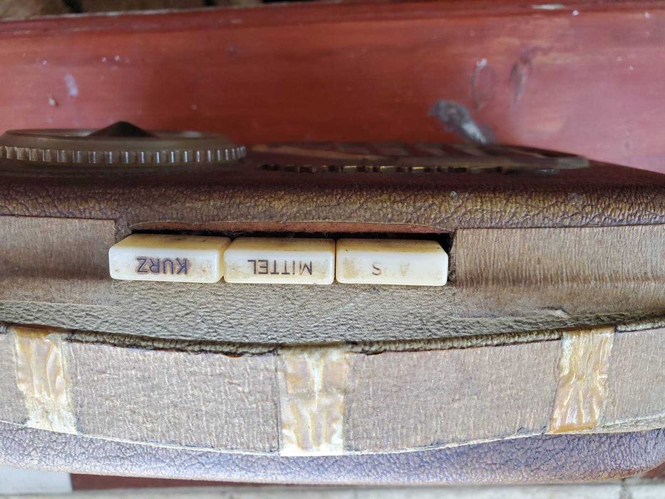 ламповое переносное радио Simonetta, 1958, RADIO TUBE VINTAGE!