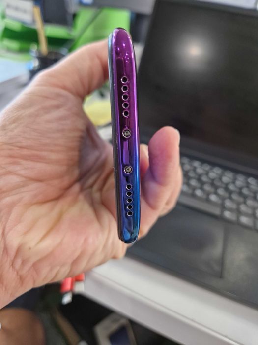 Qmobile z20 Pro 32GB  4MB Ram DualSim