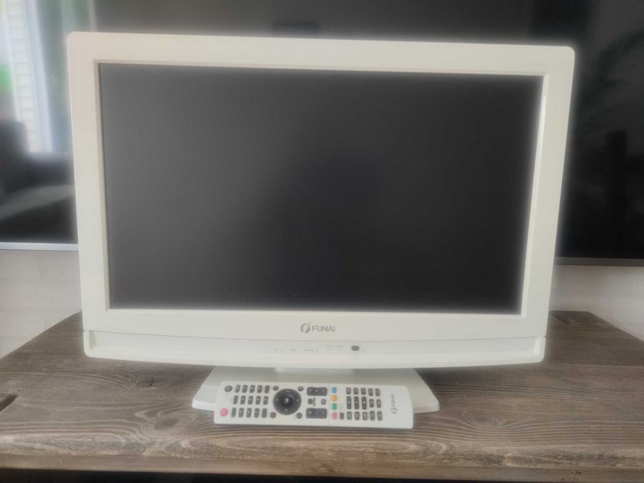 Telewizor LED 22" Funai LH851-M22 biały