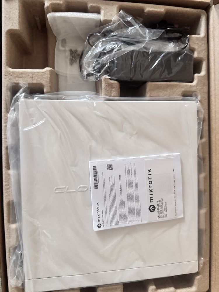 Mikrotik CRS310-8G+2S+IN wentylator Noctua 8x2.5GE, 2xSFP+, USB, rack