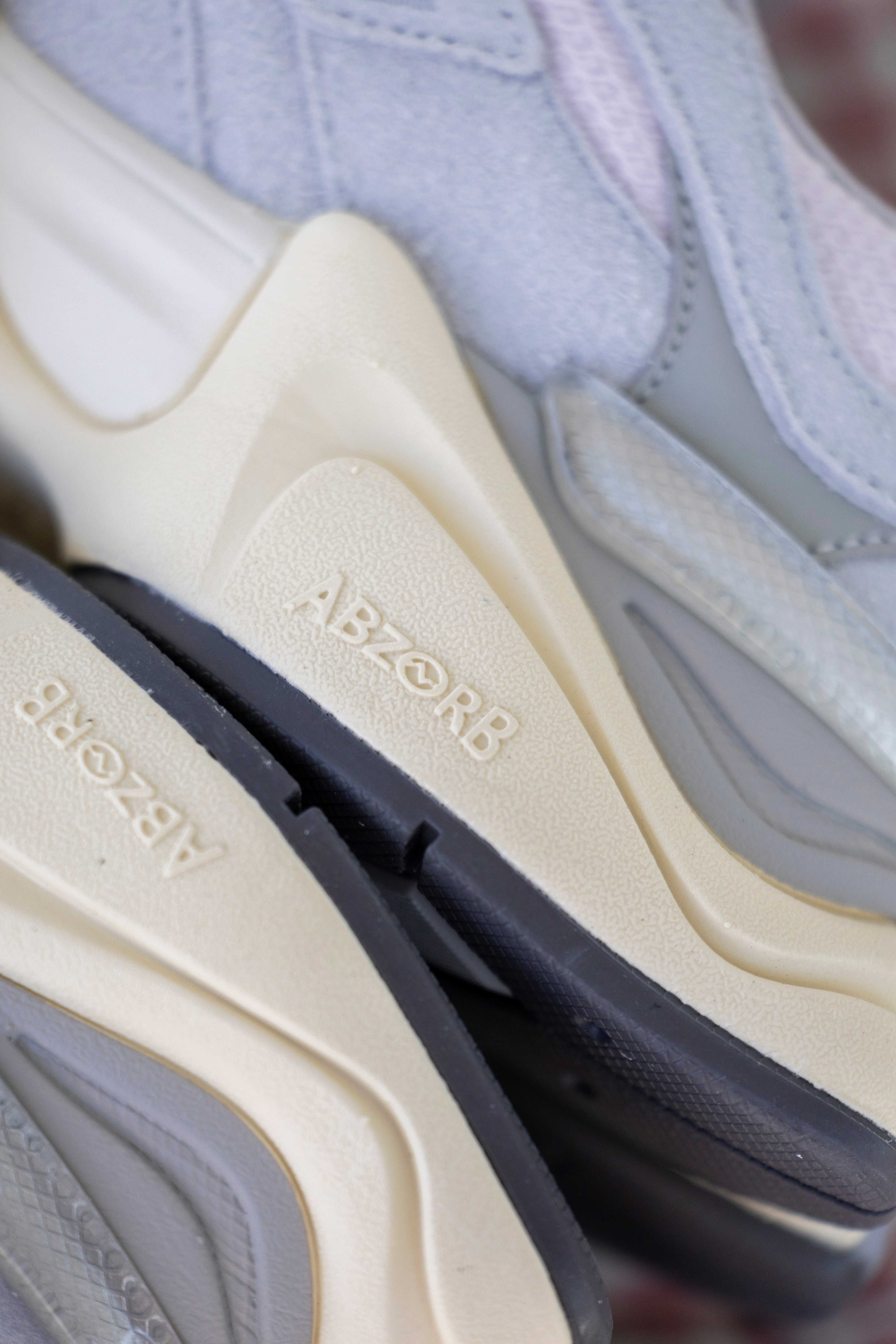 Кросівки New Balance 9060 сірі (36р по 44р) жіночі чоловічі Нью беланс