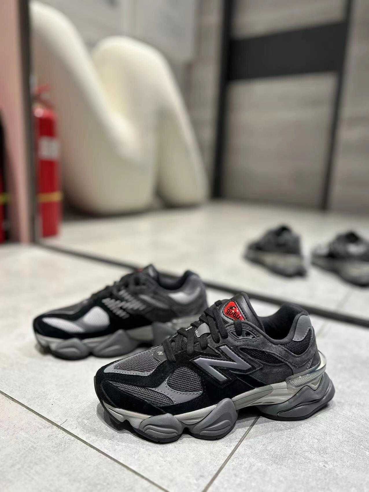 New Balance 9060Black Castlerock Grey R.41.5