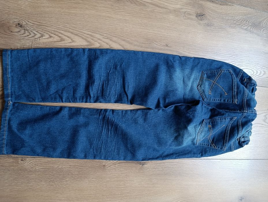 Jeansy chłopięce rozm.140