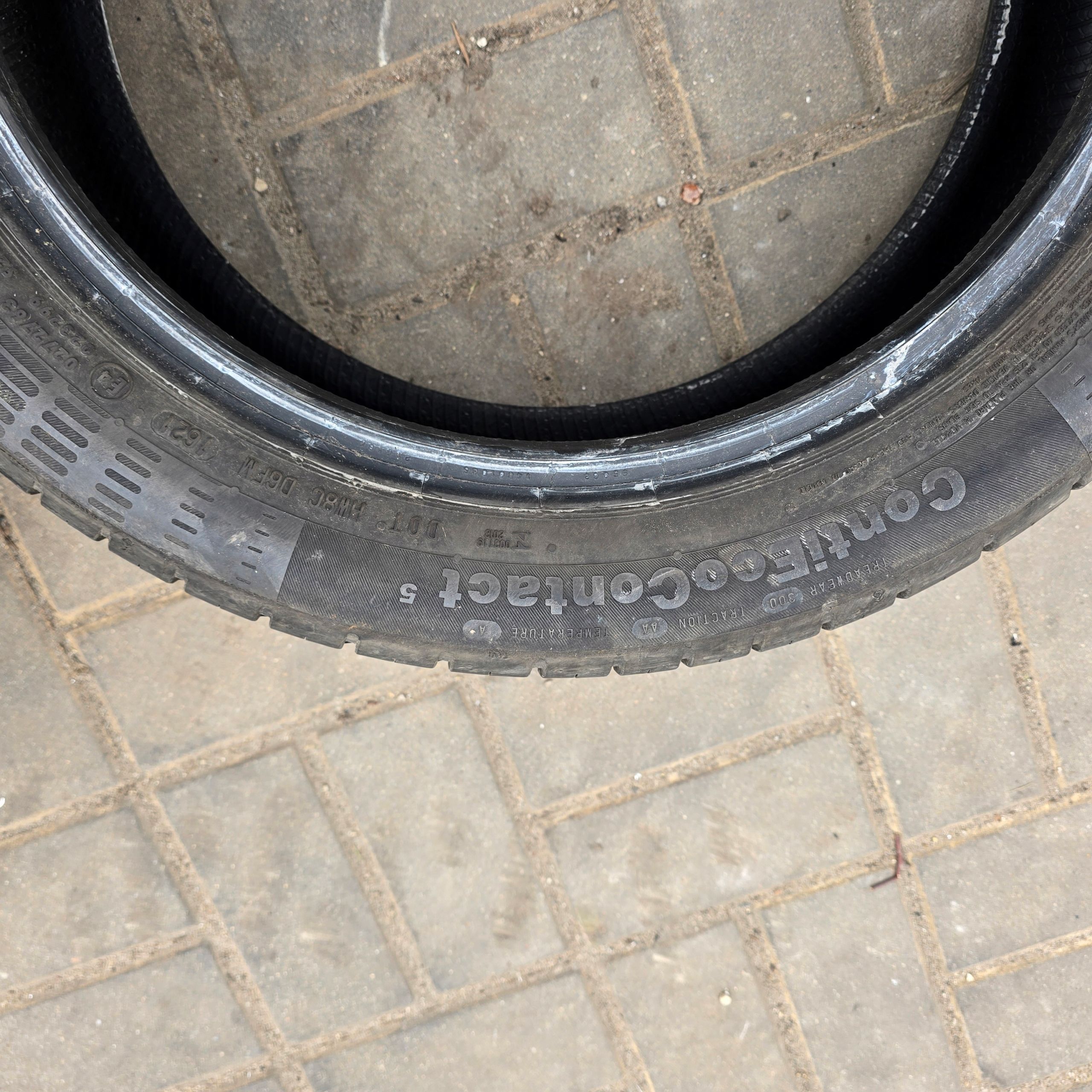Continental Contiecocontact 5 185/50R16 81H 21R 4X