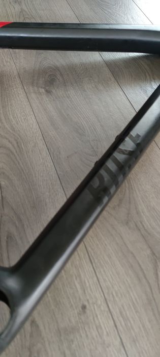 Rama szosowa carbon ROSE REVEAL FOUR do naprawy