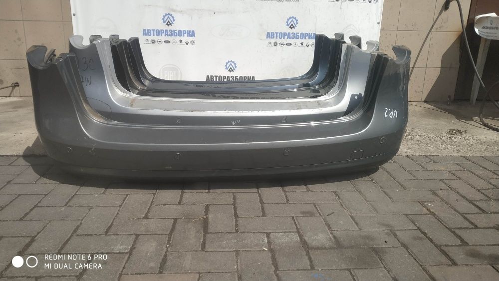 Задний бампер Volkswagen Passat B6 бампер