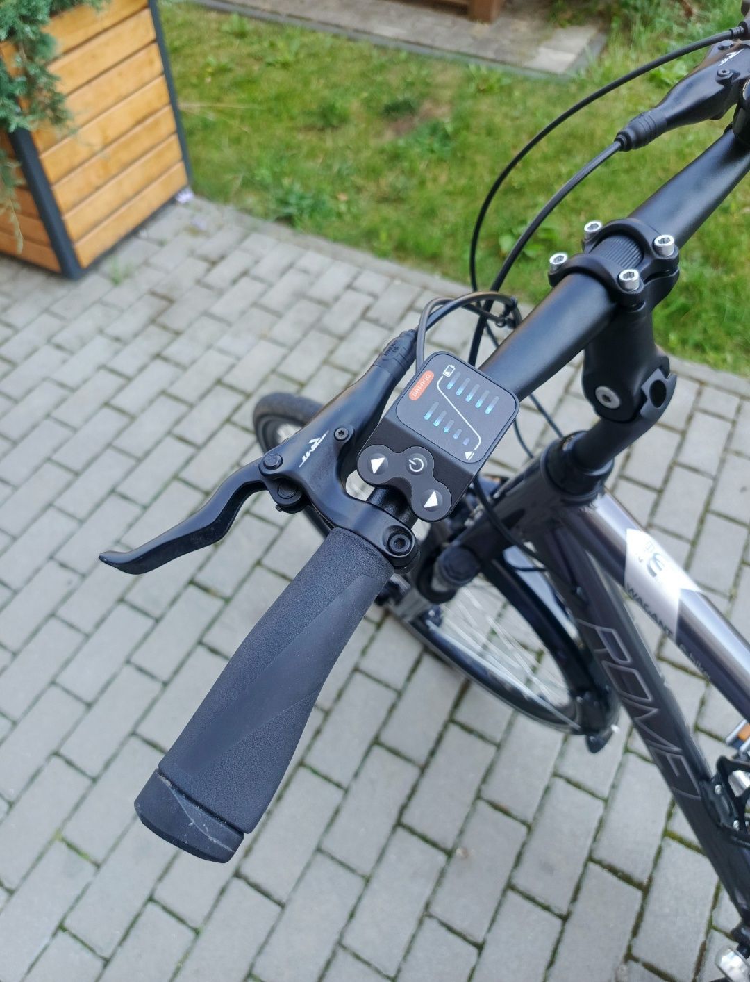 Nowy rower elektryczny Romet wagant.