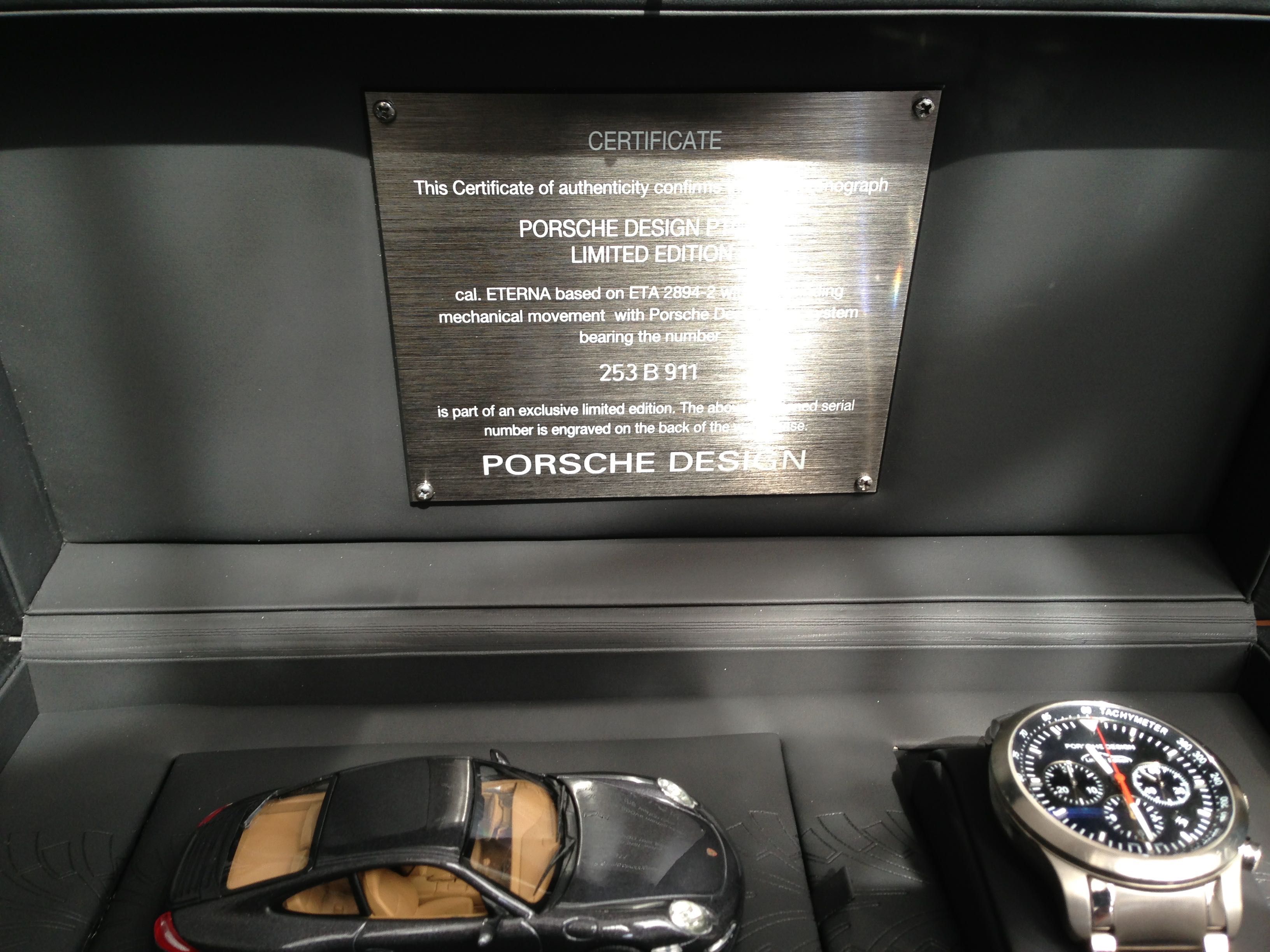 Relógio Porsche Design 911 em titânio série limitada com caixa e docs