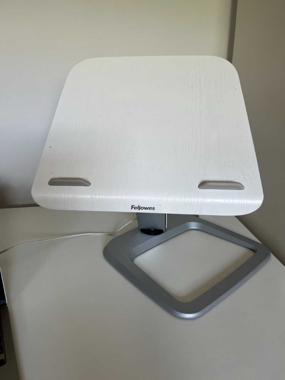 Podstawa pod laptop Fellowes Hana  - biała