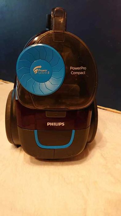 Odkurzacz Philips - bez workowy 2000 W