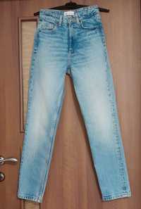 Блакитні джинси zara ідеальний стан xs s
ZARA
Підписатися на бренд