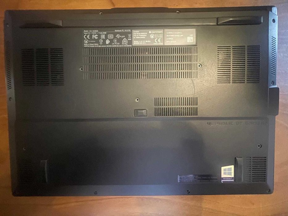 ASUS ROG Zephyrus M GU502GV para peças e carregador