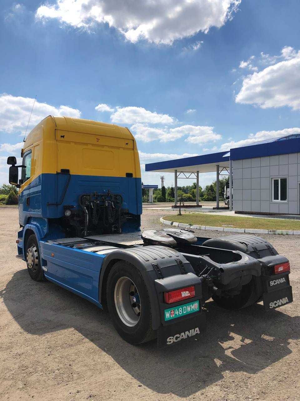 Тягач SCANIA R410