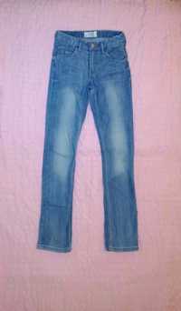 Джинсы H&M. Голубые джинсы.