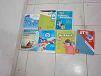 livros de 5º ano  e cadernos de atividade