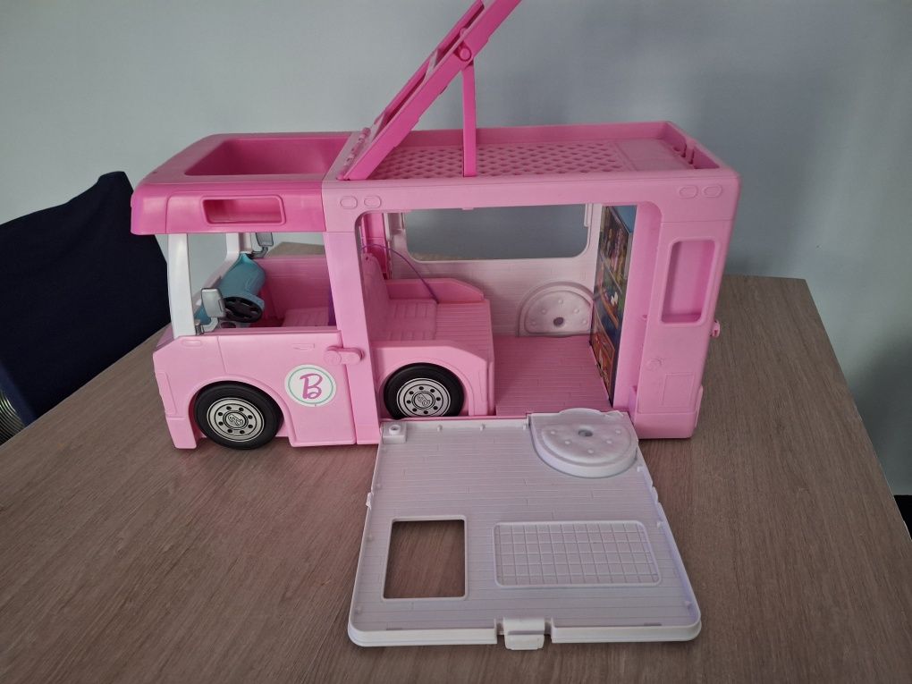 Kamper XXL dla lalki barbie
