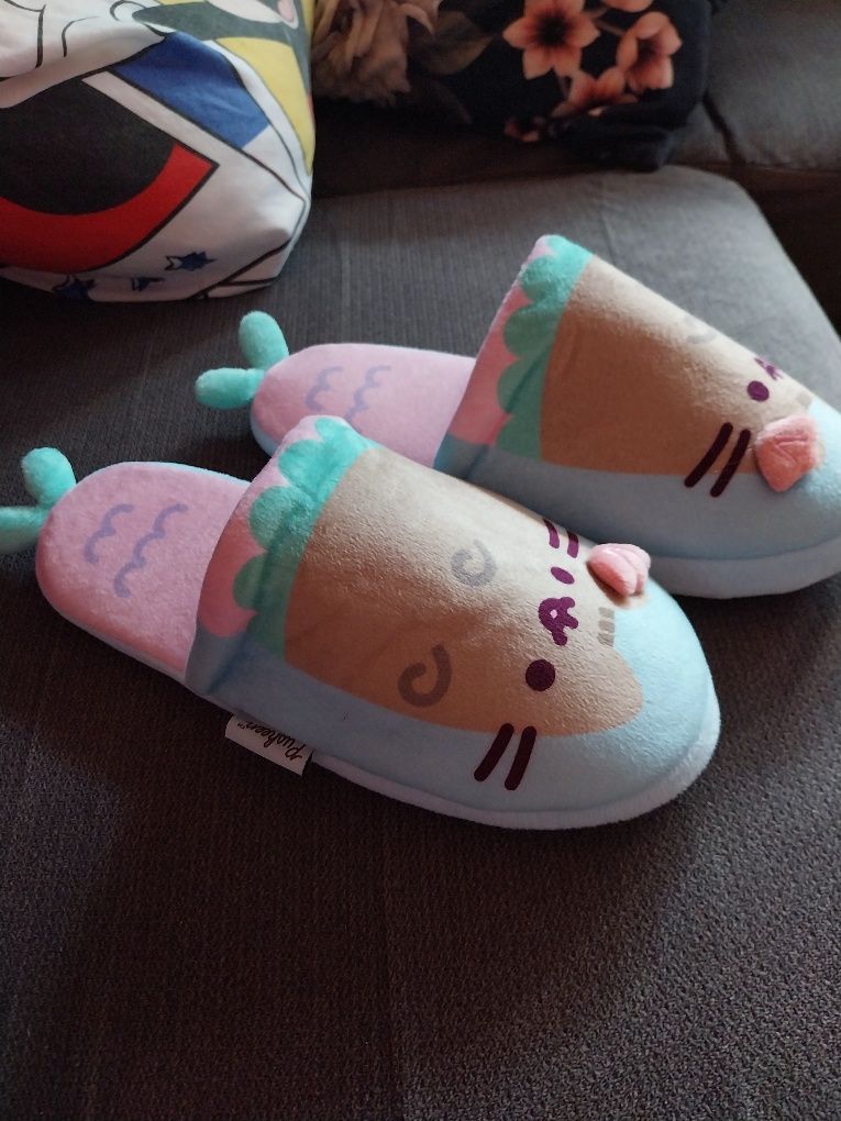 Nowe kapcie pusheen