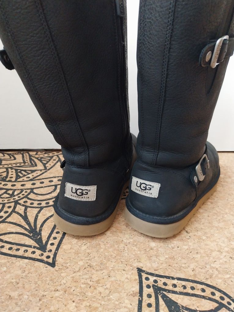 Czarne skórzane kozaki UGG botki śniegowce UGG Australia rozmiar 36