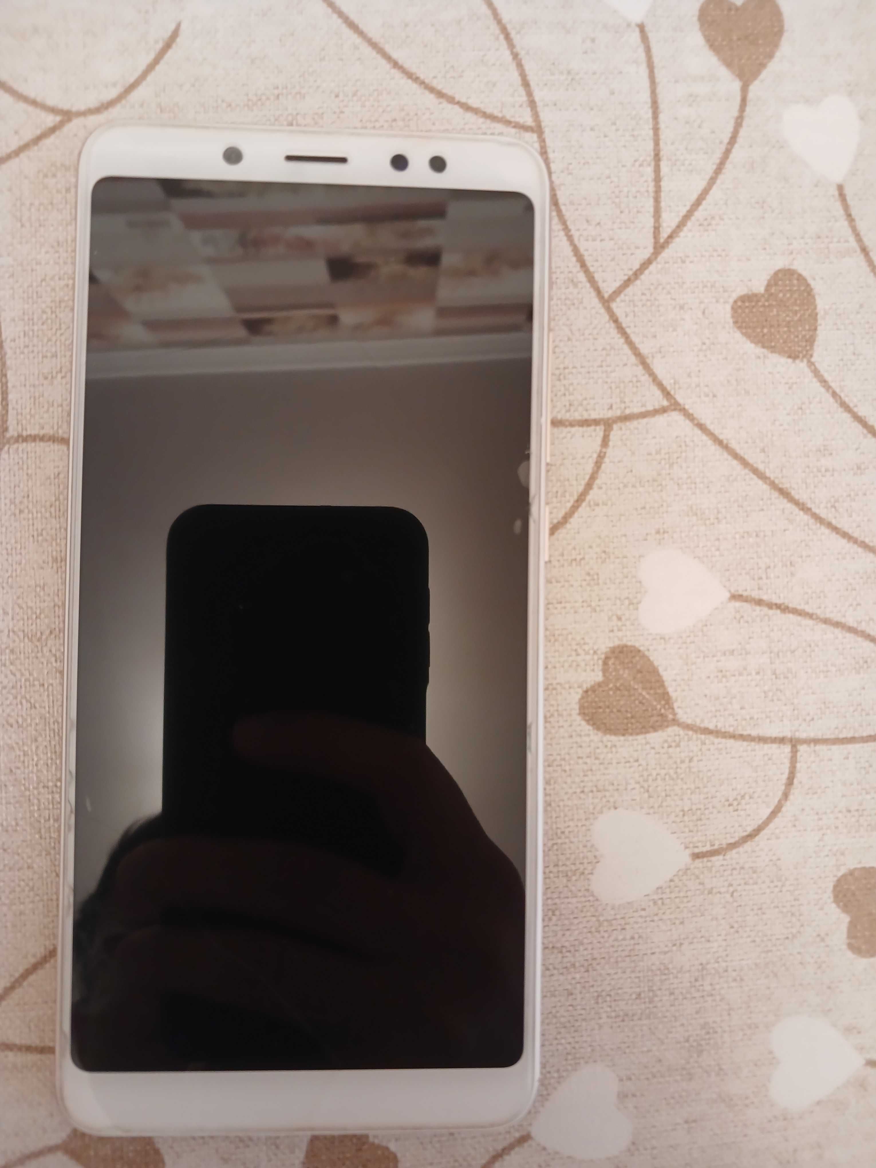 Xiaomi Redmi Note 5 4/64Gb