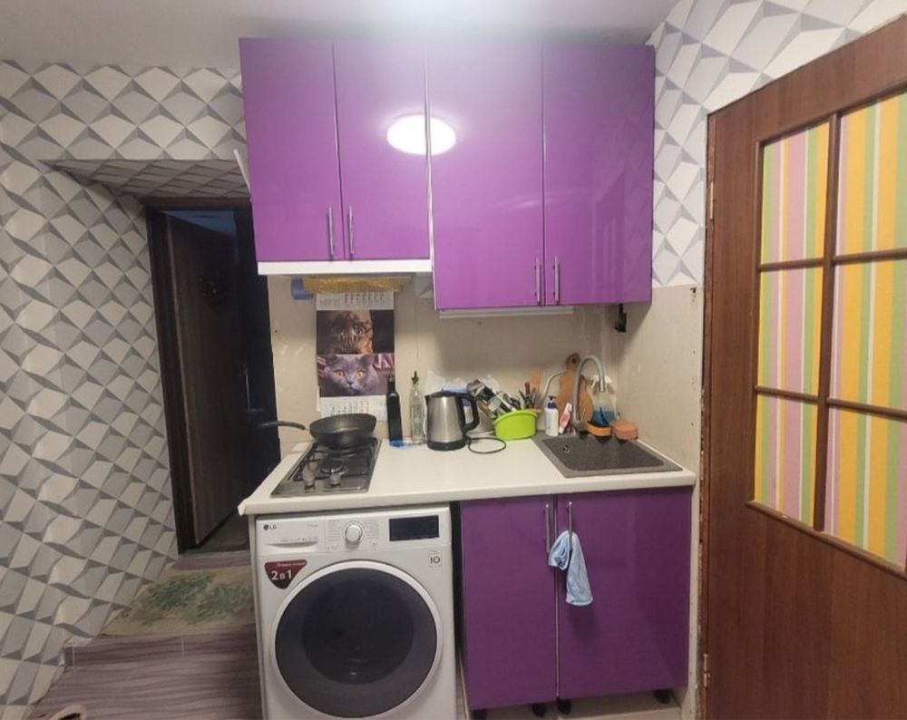 1 к. из. кв. в нижнем центре по ул. Ярославской с евро ремонтом- 11999