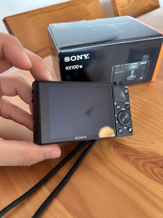 Sony RX100 VII (Mark 7) + Cartão SanDisk 128GB