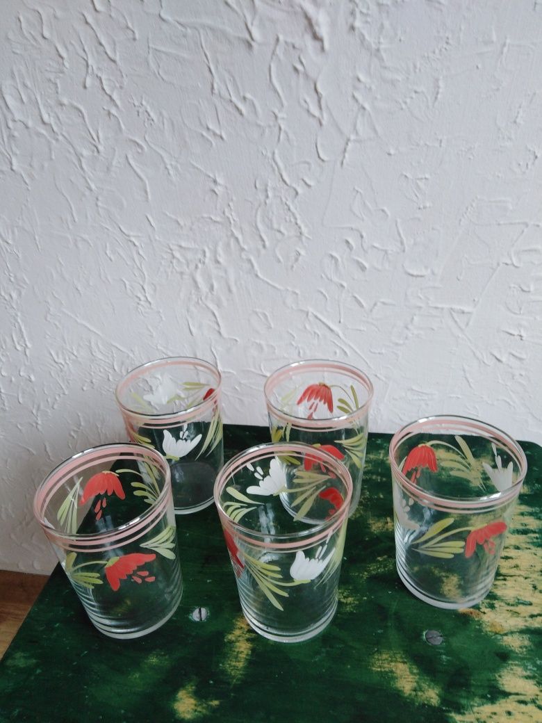 Stare szklanki z PRL Ręcznie malowane