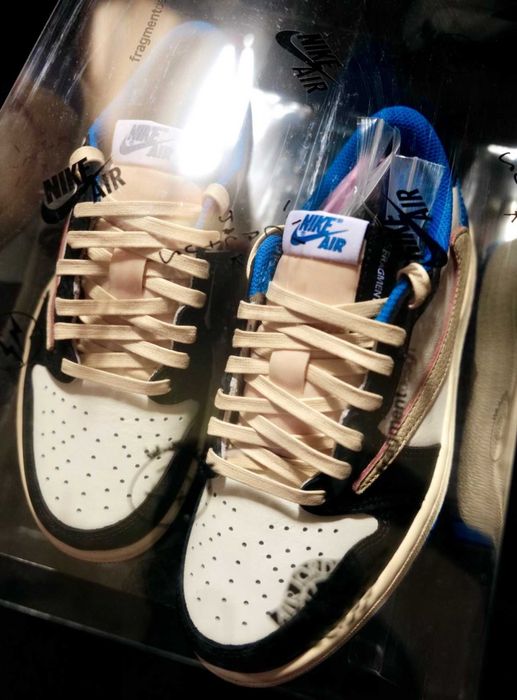 Butydamskie ‍Jordan‍ 1 ‍Retro ‍Low ‍Fragment‍ x ‍Travis ‍Scott r.43