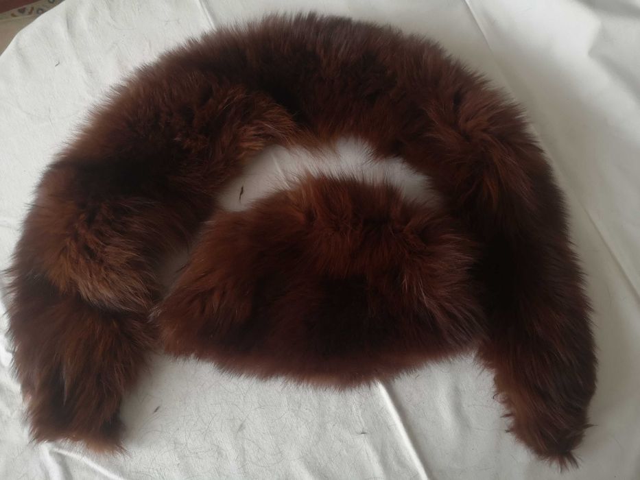 Czapka i kołnierz z futra z lisa