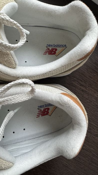 Кросівки New Balance 2002R