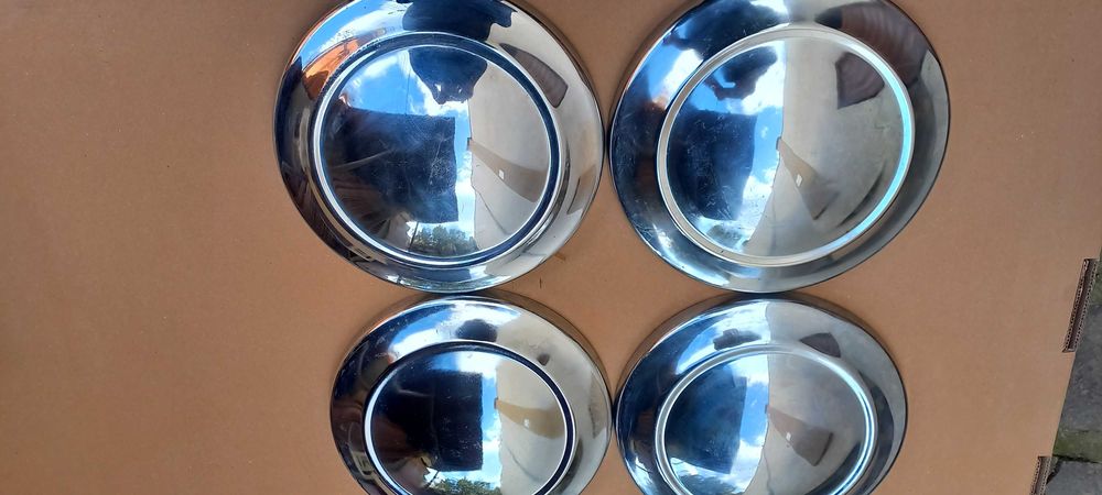 Новi ковпаки до Волги ГАЗ-21. Оригiнал, СРСР(СССР).