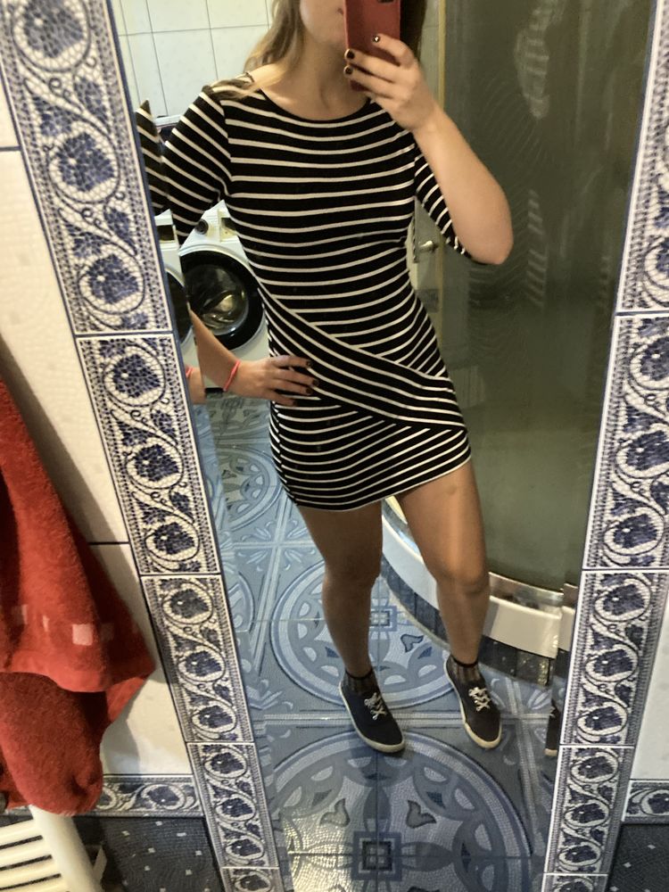 Sukienka w paski bodycon mini reserved S