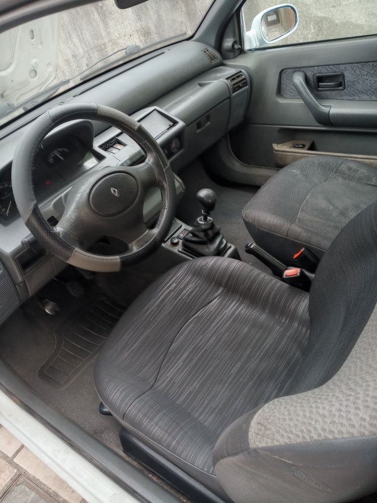 Renault Clio 1.9 D Manager