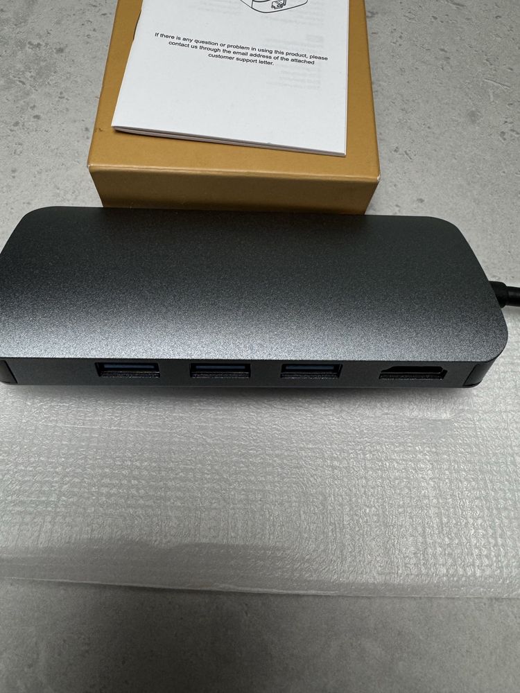 Usb hub 8 in 1, stacja dokujaca do laptopa