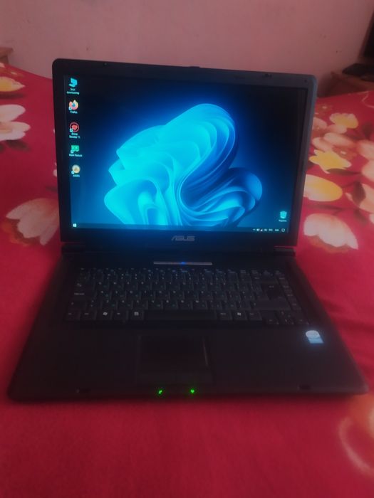Ноутбук Asus x58l