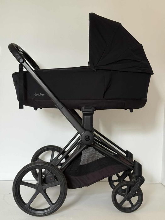 Cybex Priam black 4.0