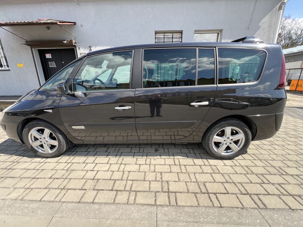 Renault Espace 2.0 rok 2012 7 miejsc tomtom hak