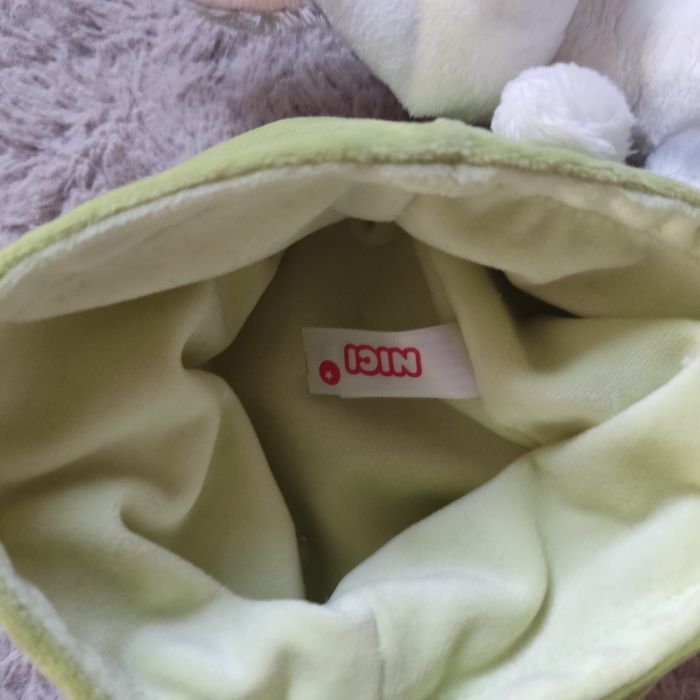 Maskotka króliczek w koszyczku Nici