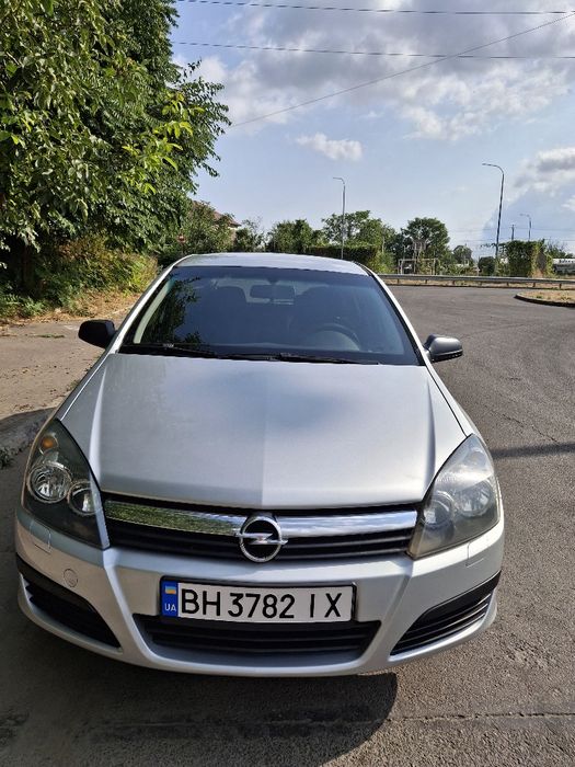 Продам Opel Astra H