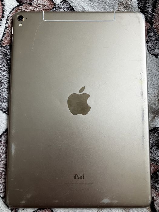 СРОЧНО Apple iPad Pro 9.7 + smart cover