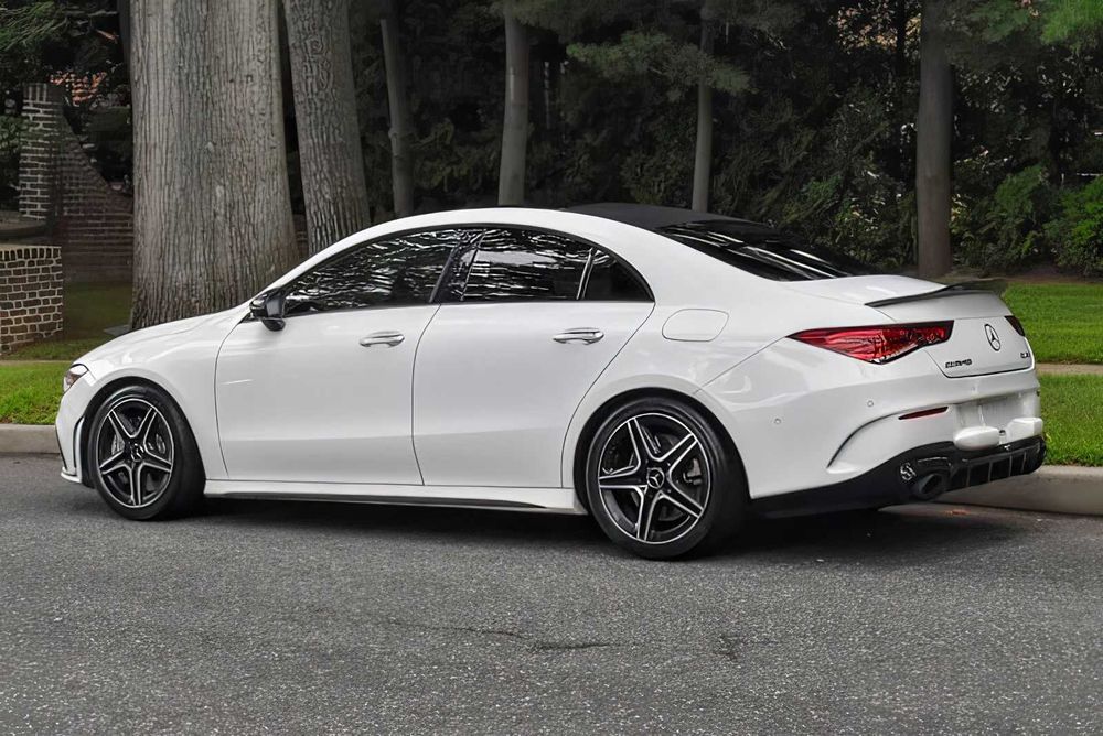 Mercedes-Benz CLA      2023