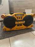 Radio dewalt de walt