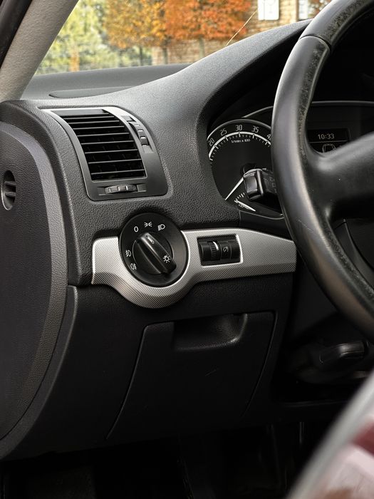 Skoda Octavia A5 гарний стан, ідеальна техніка, добра комплектація.