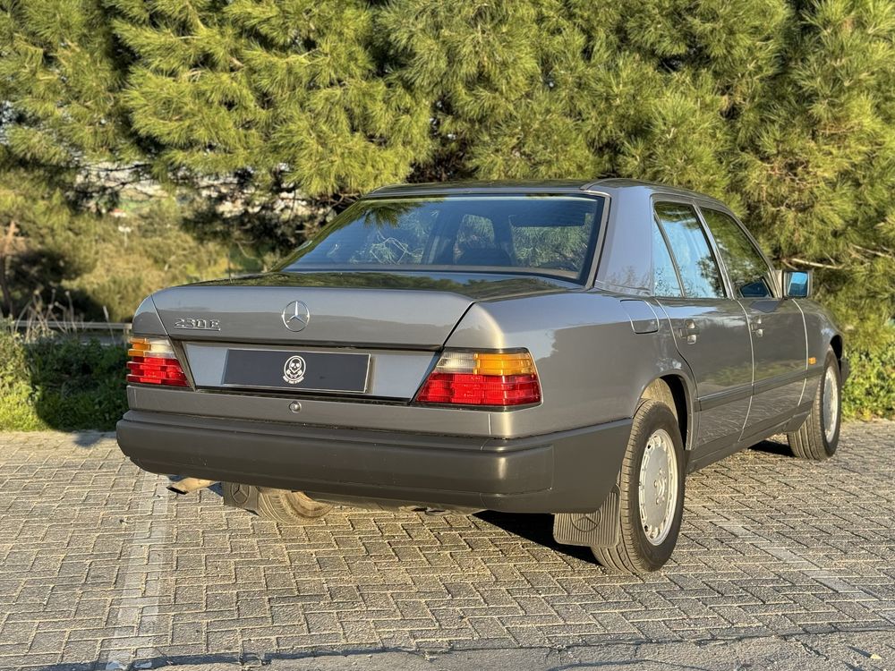 Mercedes w124 2.3E